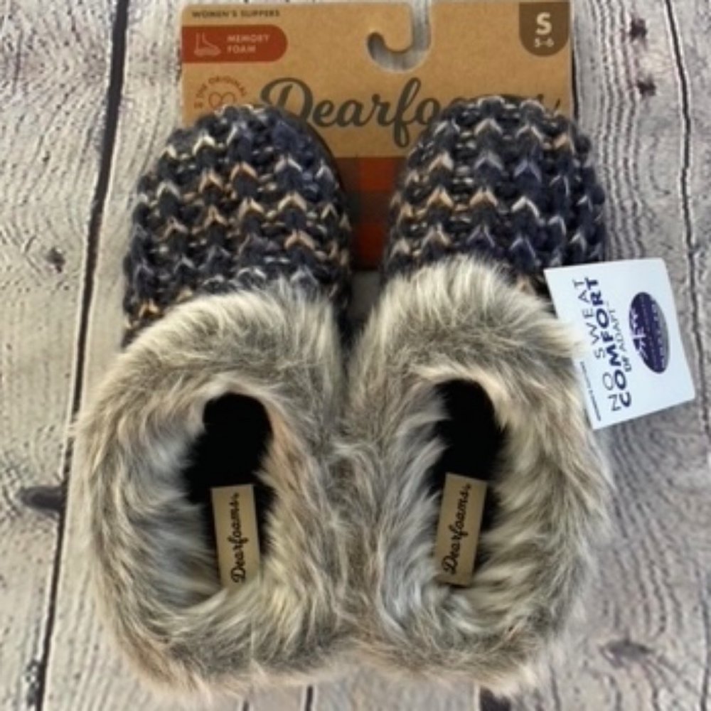 Women’s Dearfoams Memory Foam Slippers Small (5-6)
